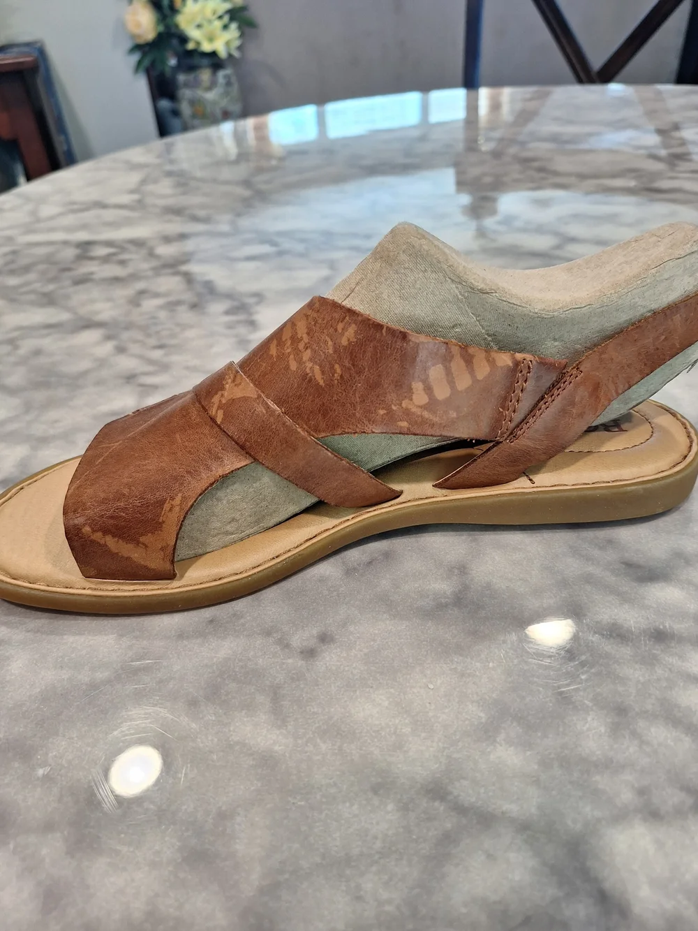 NEW Born 11M Tan Leather Slingback Sandals. Minor Defect